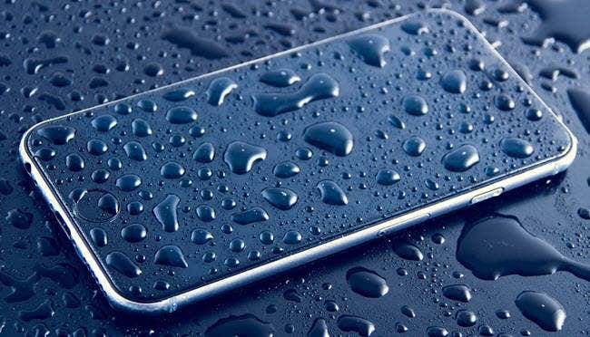 How to Fix or Repair a Wet or Liquid Damaged Smartphone image