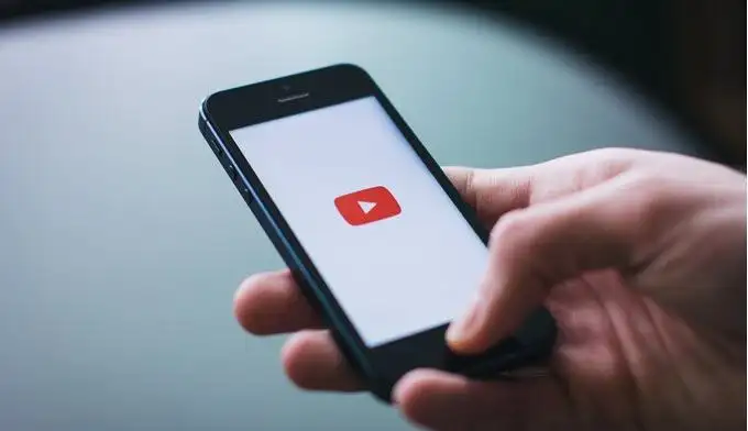 Use YouTube Incognito Mode to Watch Videos Privately on Mobile Devices image