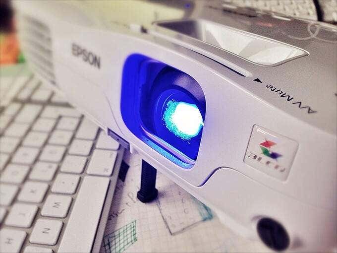 How To Connect a Wi-Fi Projector image