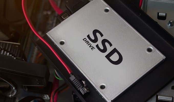7 Best SSDs for Gaming image