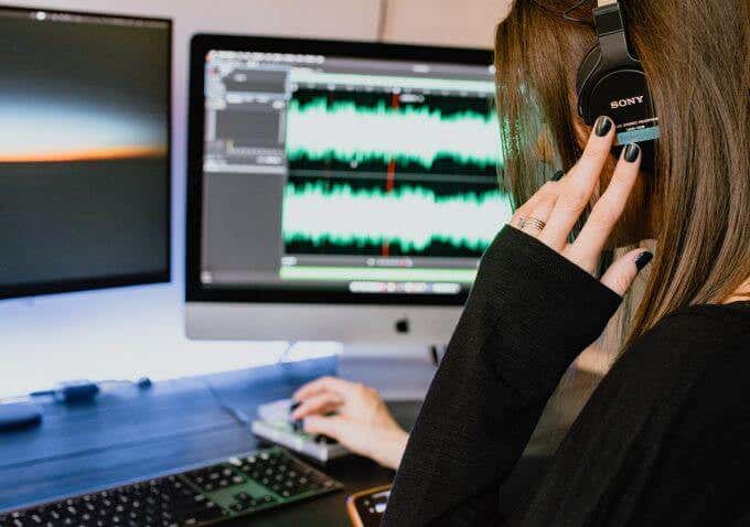 How to Sync Audio and Video in Adobe Premiere Pro image