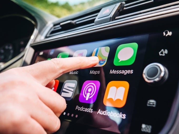 Android Auto vs. CarPlay: How Are They Different and Which Is Better?