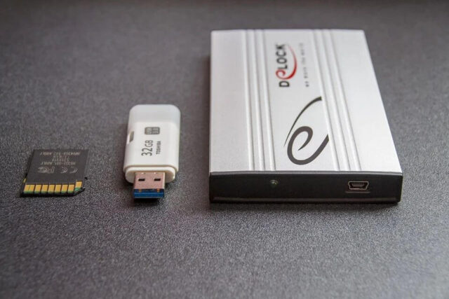 What Is the Best File Format for USB Drives?