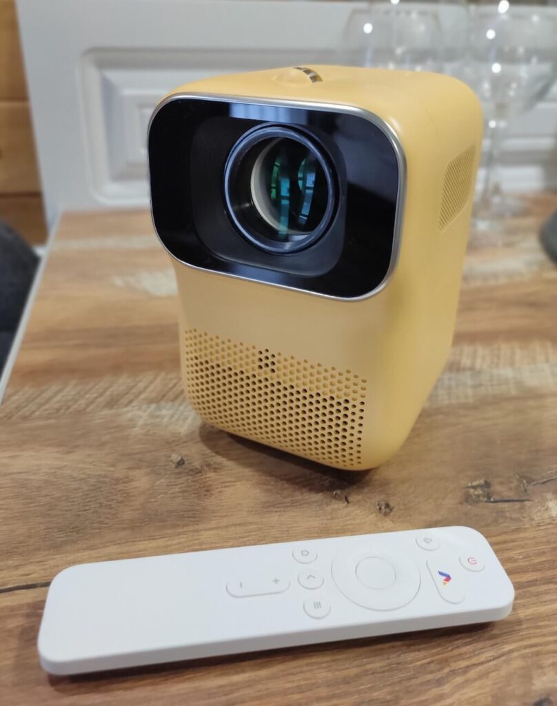 10 Best Nerdy Valentine Gifts For the Technophile in Your Life - 99