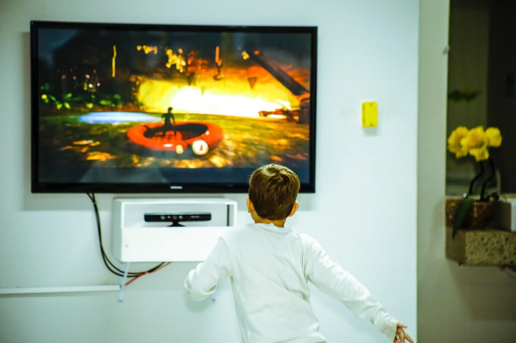 VGA vs. HDMI: How Are They Different? 9 vga vs hdmi how are they different 7 compressed