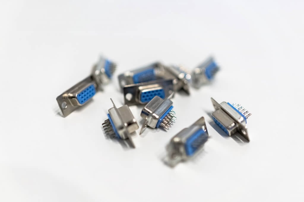 VGA vs. HDMI: How Are They Different? 10 vga vs hdmi how are they different 8 compressed