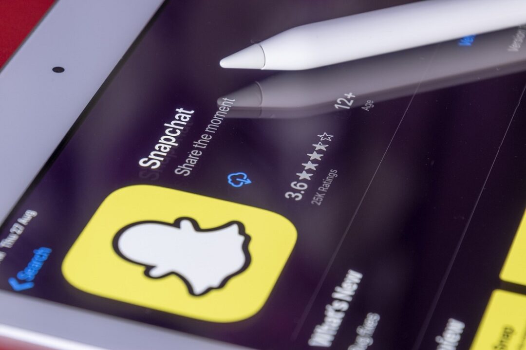 How to Screenshot on Snapchat Without Notifying the Other Person