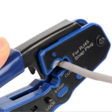 how-to-splice-an-ethernet-cable-5-compressed - Online Tech Tips Step-by-step Guide: How to Splice Ethernet Cables image 2