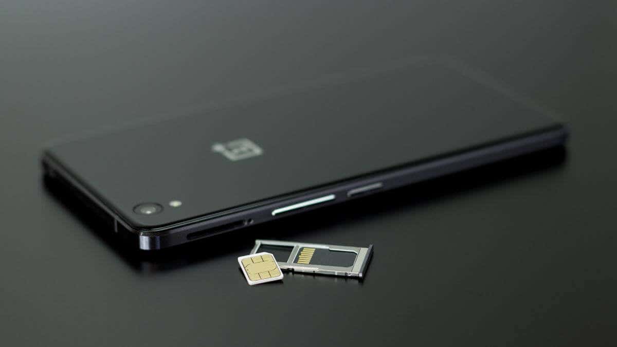 How to Fix the “Invalid SIM Card” Error on Android