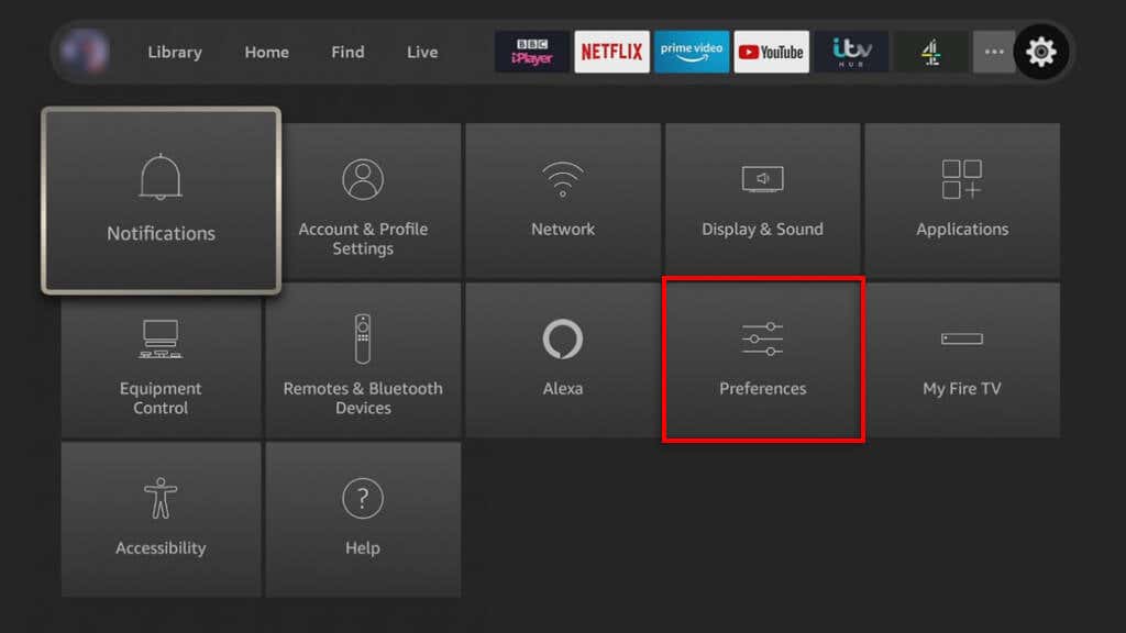 دکمه تنظیمات برگزیده در صفحه اصلی Fire TV برجسته شده است