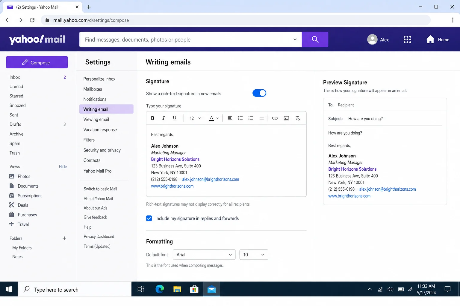 Yahoo Mail Writing email settings with the Signature toggle enabled and the signature editor box visible